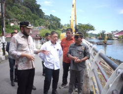 Wali Kota Fadly Amran Tinjau Pengerukan Sungai Batang Arau Jelang Lomba Selaju Sampan