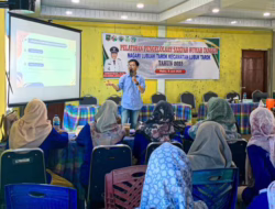 Antusias Ibu-ibu Nagari Lubuk Tarok Ikuti Pelatihan Produk Turunan Eco Enzym