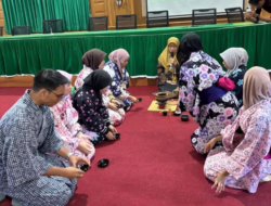 Prodi Sastra Jepang Unand Perkenalkan Budaya Chanoyu kepada Mahasiswa UKM Malaysia