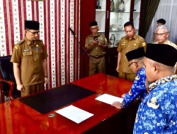 Dua Pejabat Manajerial Administrator Dilantik Sekda Tanah Datar