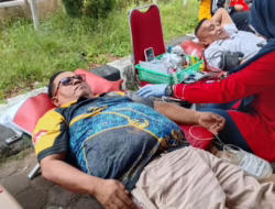 Aktif Gelar Donor Darah, Camat Nanggalo Terima Penghargaan dari PMI Kota Padang