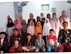 Selami Kearifan Lokal, Mahasiswa KKN 51 Hadiri Didikan Subuh di Mushalla An Nabawi
