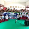 Mahasiswa KKN UNES Edukasi Literasi Media di SDN 20 Kelurahan Binuang Kampung Dalam
