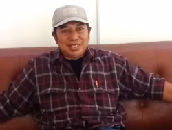 Negeri Ini Sedang Berdarah, Tuan Presiden…Pecat Kapolri, Bekukan DPR…