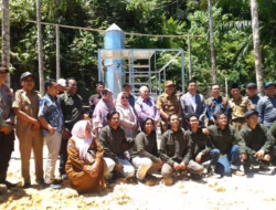 Uhamka Luncurkan Program Hilirisasi Riset Gambir dan Minyak Atsiri di Pesisir Selatan