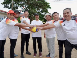 Wabup Yulian Efi Pimpin Tim Senior Eksekutif Kalahkan Tim Forkopimda di Laga Voli Eksekutif