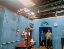 Hujan Disertai Angin Kencang, Atap Dua Rumah Warga Rusak