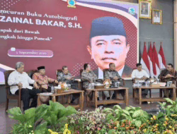 Bedah Buku H. Zainal Bakar, SH, Mahyeldi : Pak Zainal Meninggalkan Keteladanan yang Patut Ditiru