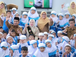 Ny. Dona Ramadhani Dikukuhkan sebagai Bunda Literasi Kota Solok