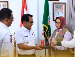 Terima Bantuan Sirine EWS, Bupati JKA Apresiasi BNPB