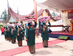 Satu Nagari Satu Event, Nagari Tiakar Gelar “Tradisi Maanta Pabukoan”
