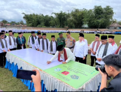 Bupati Benni Warlis : Banyak Tokoh Pendiri Bangsa Terlahir dari Pesantren