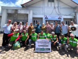 Anggota DPR RI, Rico Alviano Serahkan Bantuan 8 Unit Bentor dan Alat Pengolahan Sampah di Kota Padang