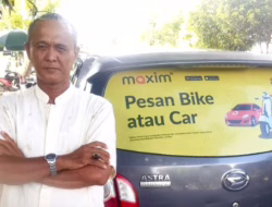 Pengemudi Maxim Padang Sukses Biayai Anak Kuliah Kedokteran, Ini Kisahnya