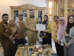 DPD SatuPena Sumbar Memberikan Gagasan tentang Literasi ke Wako Padang