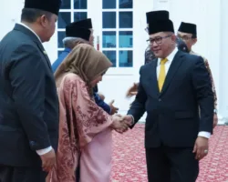 Walikota Ramlan Lantik Empat Pejabat Eselon II, Ade Mulyani jadi Kepala Bappelitbangda