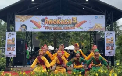 SD IT Darul Hikmah Gelar Angkasa III, Wabup M. Ihpan : Dorong Penguatan Pendidikan Berkarakter