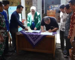 PTF Se-Indonesia Edukasi Obat dan Olah Teh Celup Mengkudu di Kota Pariaman