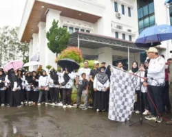Ribuan Guru Meriahkan Jalan Sehat PGRI Kota Pariaman
