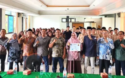 Bawaslu Cetak Kader Pengawas Lewat Program “Kelas Pemilu” di SMKN 1 Painan