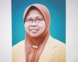 Pahlawan Pencerdas Bangsa: Dedikasi Sejati Sang Guru Besar Prof. Dr. Neviyarni S. M.S., Kons