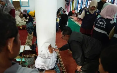 Tinjau Proses Evakuasi Pengungsi, Bupati dan Wabup serta Ketua TP PKK Pastikan Ketersediaan Pasokan