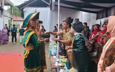 Tradisi Minangkabau Kembali Hidup di Nagari Kuranji Hulu, Festival Menyerak Anak Daro Digelar