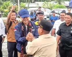 Wabup Pesisir Selatan Sambut Kunjungan Menteri Transmigrasi RI di KTM Silaut