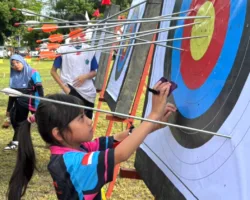 Atlet Muda Memukau di Hari Pertama Sumbar Open Archery Tournament 2025