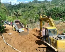 Jalan Darurat di Lokasi Longsor Pasangging, Dimulai