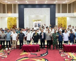 Hamdanus Lantik Ketua KONI Dharmasraya, Bupati Pastikan Dukungan Anggaran Porprov