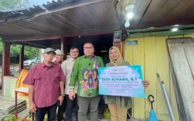 Rico Alviano Salurkan Program BPBL di Sijunjung: Satu Listrik, Satu Harapan untuk Kehidupan Lebih Terang