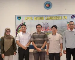 Masifkan Sosialisasi Lewat Radio Langkisau, Bawaslu Pesisir Selatan Ungkap Tren Penanganan Pelanggaran Pemilu