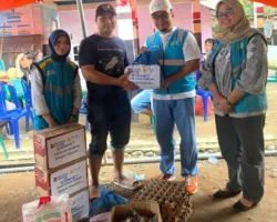 Terkoneksi dengan Hati, PLN Icon Plus Sigap Menyalurkan Bantuan Banjir di Padangsidimpuan