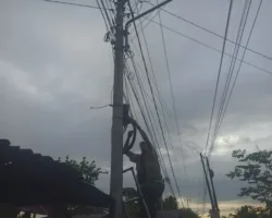 Jaga Konsistensi Kualitas Jaringan, PLN Icon Plus Lakukan Pemeliharaan Jaringan Fiber Optic di Padang