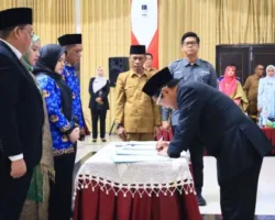 Pelantikan Pejabat Pemkab Padang Pariaman, JKA: Tak Ada Bekerja Setengah Hati