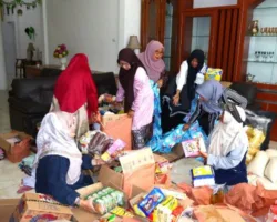 GOW Payakumbuh Siap Salurkan Puluhan Paket Kebutuhan Pokok kepada Masyarakat Terdampak Bencana