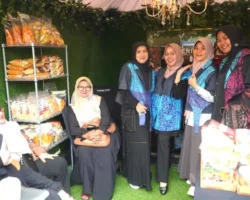 Ketua Dekranasda Dukung UMKM Padang Panjang di MTQN ke 41
