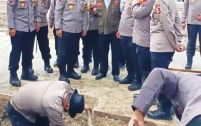 Wakapolri Tinjau Wilayah Terdampak Bencana di Padang Pariaman, Salurkan Bantuan hingga Cek Huntara