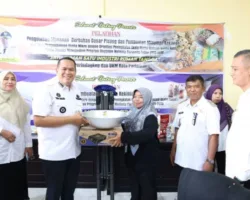 Realisasikan Progul, Yota Balad Serahkan Bantuan Peralataan Bagi Pelaku UMKM