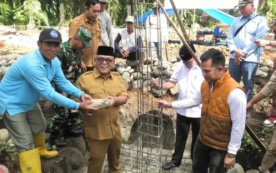 Bupati Yulianto Letakkan Batu Pertama Pembangunan Koperasi Merah Putih di Pujorahayu