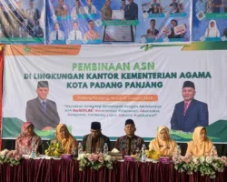 Kakanwil Kemenag Sumbar Buka Pembinaan ASN di Kemenag Padang Panjang
