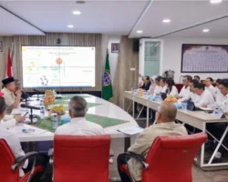 Menteri Nusron Ajak Pegawai Berkomitmen Bersama Tingkatkan Layanan Pertanahan