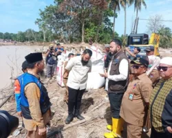 Gerak Bersama Pemko Padang dan Relawan untuk Pemulihan Pascabencana