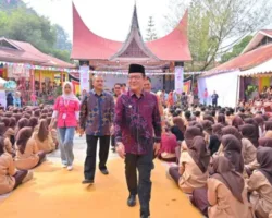Satu Dekade CUF, Wako Zulmaeta Dorong Pelajar Jadi Pencipta Lapangan Kerja