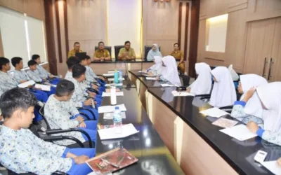 Kunjungi Dinas Kominfo, Puluhan Murid SMP NIBIIS Dibekali Bijak Bermedia Sosial