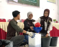 POC, Inovasi Olahan Pupuk Organik dari Mahasiswa KKN UNAND