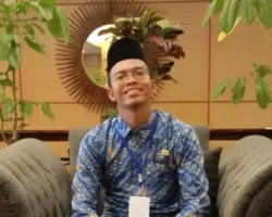 Peran Guru sebagai Teladan, Bukan Sekadar Pengajar