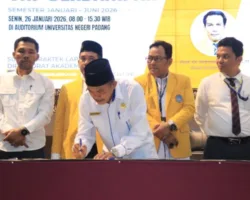 Kakankemenag Pasaman Barat dan Rektor UNP Tekan MoU