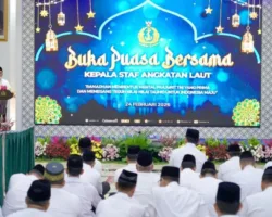Berikan Tausiah di Buka Bersama KASAL, Menteri Nusron: Negara Besar Mampu Ciptakan Rasa Aman